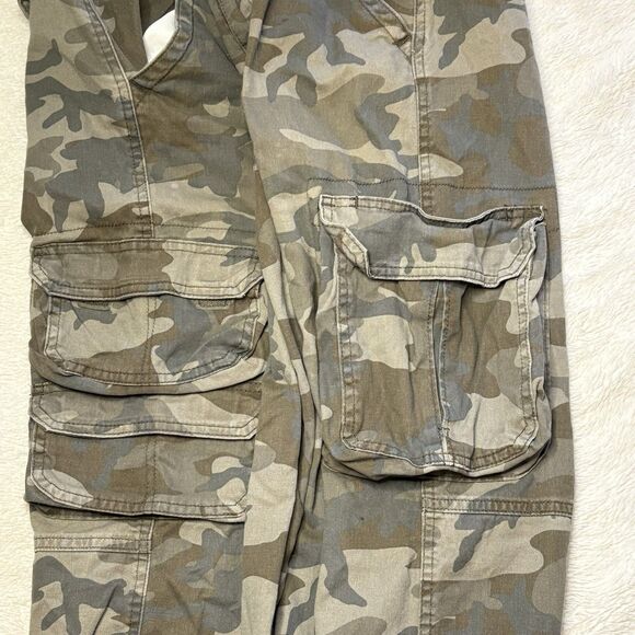 Men’s Wrangler Cargo Pants Camo 38x30 Regular Taper 98% Cotton 2% Elastane Work - Picture 4 of 9